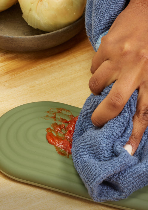 easy cleanup on sage hot mitts
